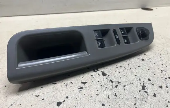 Volkswagen Golf V Electric window control switch 1K4868049C