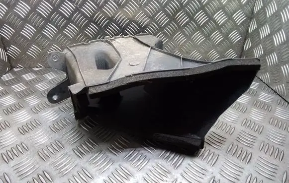 Lexus RX 450H Intercooler air guide/duct channel 3291748060