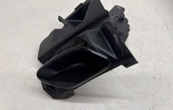 Volvo XC70 Headlight washer spray nozzle 30663588