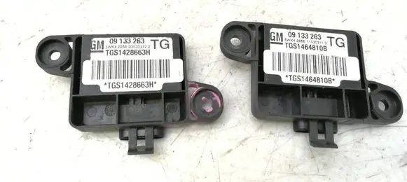Opel Zafira A Airbag deployment crash/impact sensor 09133263 5WK42856 TGS1428663H