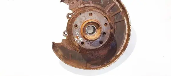 BMW 7 E38 Rear wheel hub