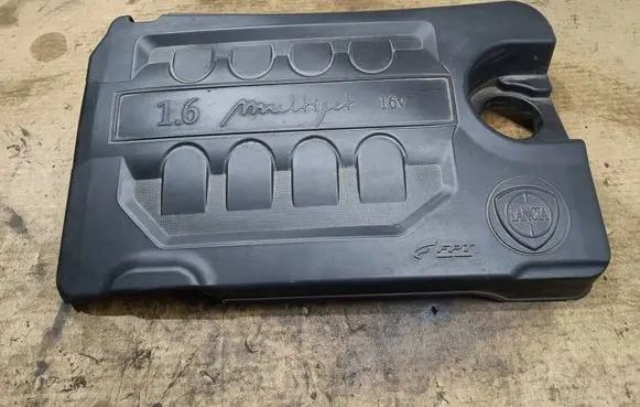 Lancia Delta III Engine cover (trim) 517999140 518119320 51830063