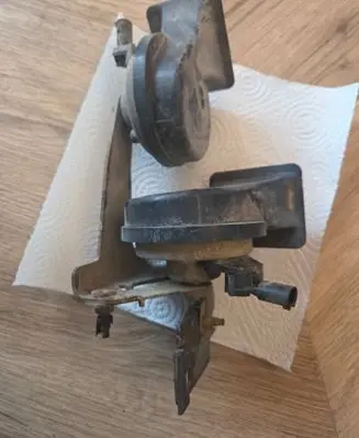 BMW 5 E60 E61 Horn signal 0092018