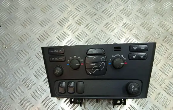 Volvo S60 Climate control unit 8691876