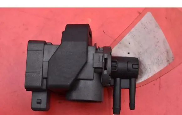 Nissan X-Trail T31 Vacuum valve 149567097R