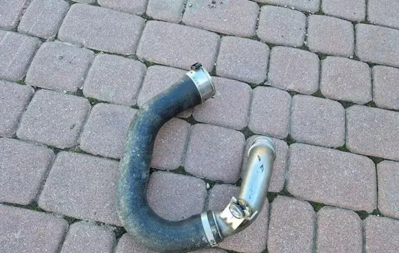 Opel Mokka Air intake hose/pipe 13480299
