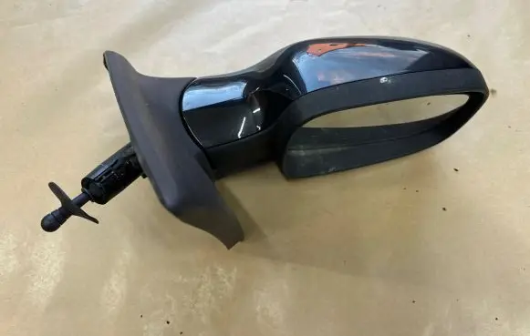 Renault Clio III Manual wing mirror 12443030