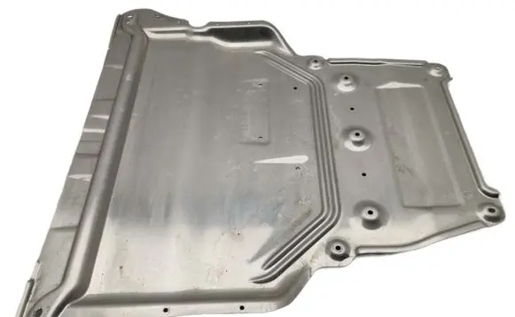 Volkswagen T-Roc Engine splash shield/under tray 5Q7825235D