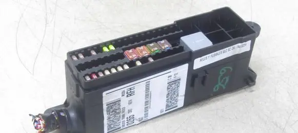 Fuse box set