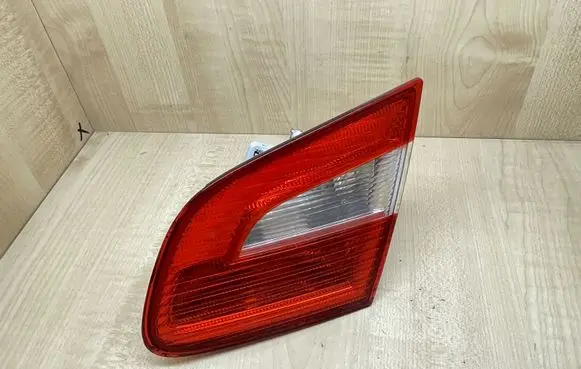 Skoda Superb B6 (3T) Tailgate rear/tail lights 08S3T5945094 3T5945094