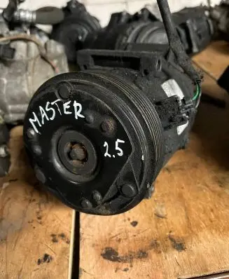 Renault Master II Air conditioning (A/C) compressor (pump) 6570899 1135309