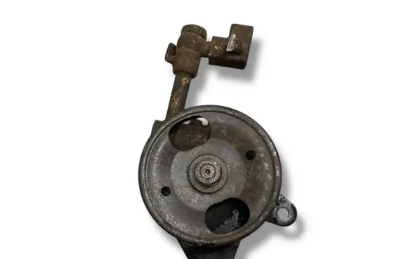 Nissan Navara D40 Power steering pump YD25DDTi