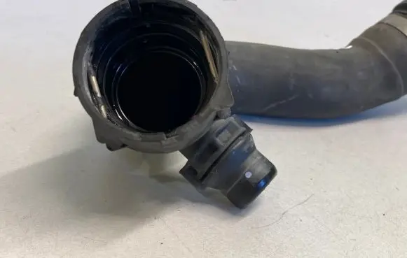 BMW X5 E70 Engine coolant pipe/hose 1436373