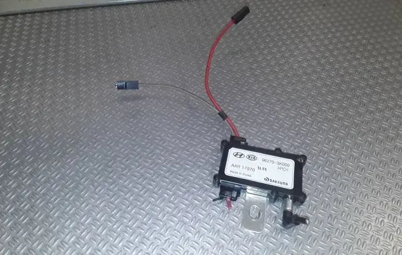 Hyundai Sonata Aerial antenna amplifier 962703K000