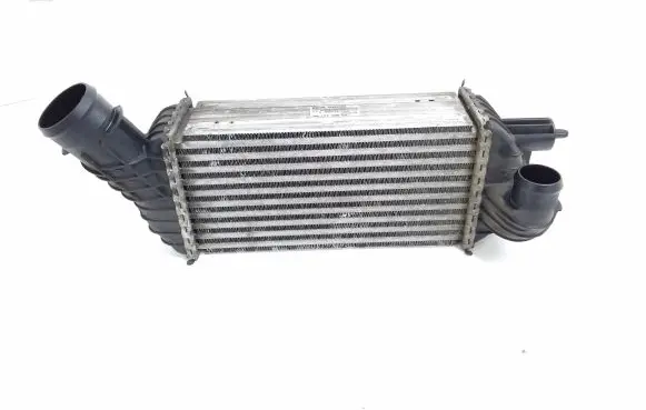 Citroen DS5 Intercooler radiator 9674720580 000043335C W9084002