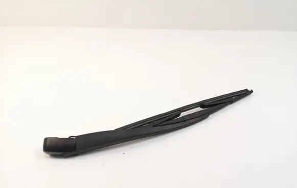 Nissan X-Trail T31 Rear wiper blade arm