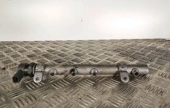 Jeep Grand Cherokee (WK) Fuel main line pipe A6420700495002