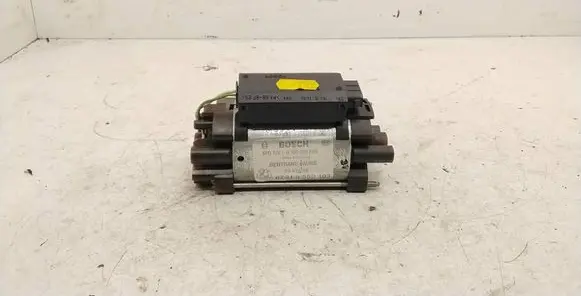 BMW 5 E39 Seat adjustment motor 67318352193 0130008089 6385856