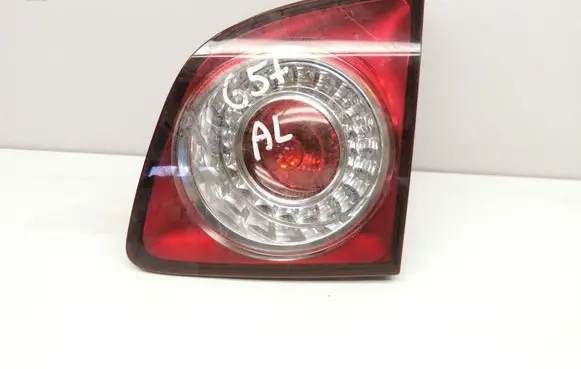 Volkswagen Golf Plus Tailgate rear/tail lights 5M0945094L 89037925