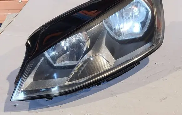 Volkswagen Golf VII Headlight/headlamp 5G1941005