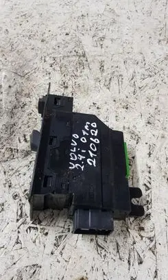 Volvo S60 Electric window control switch 8682837