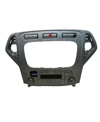 Ford Mondeo MK IV Climate control unit 7S7T18C612AF W8GA04475