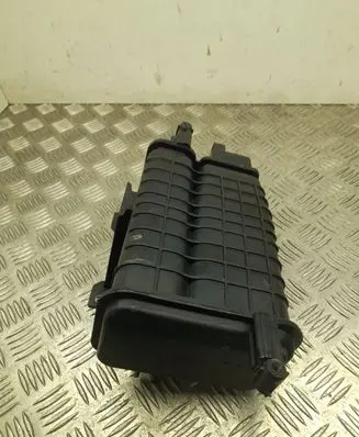 Active carbon filter fuel vapour canister