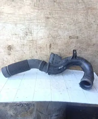 Renault Trafic III (X82) Air intake hose/pipe 165755972r 93451664