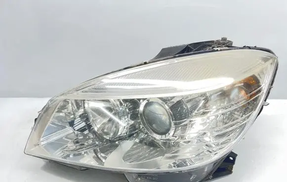 Mercedes-Benz C W204 Headlight/headlamp A2048208561