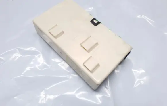 Volvo V40 Door central lock control unit/module 30630080