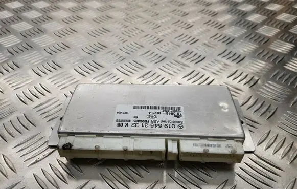 Mercedes-Benz C W202 ABS control unit/module 0195453132