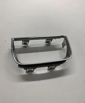 Chevrolet Camaro Rear/tail light trim molding 92198053