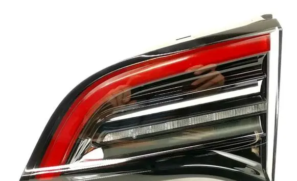 Rear/tail lights