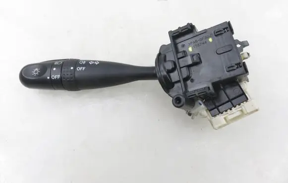 Suzuki Swift I Wiper turn signal indicator stalk/switch 173744