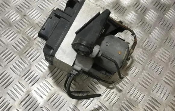 BMW 5 E34 ABS Pump 0265213010 g141472861