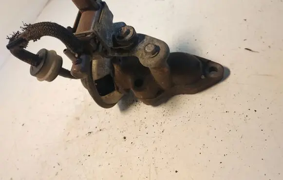 Toyota Avensis T220 EGR valve 2562027060 2580027010