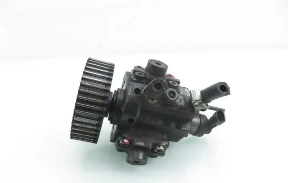 Opel Zafira B Fuel injection high pressure pump 0055193731 0445010097 092840061
