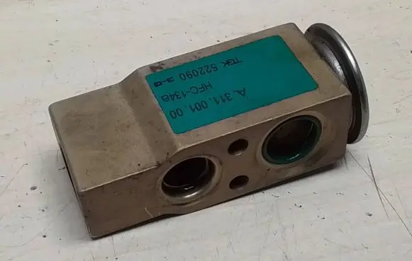 Citroen Berlingo Air conditioning (A/C) expansion valve A31100100