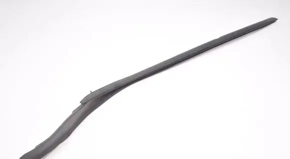 Volvo XC60 Windshield trim 32210591