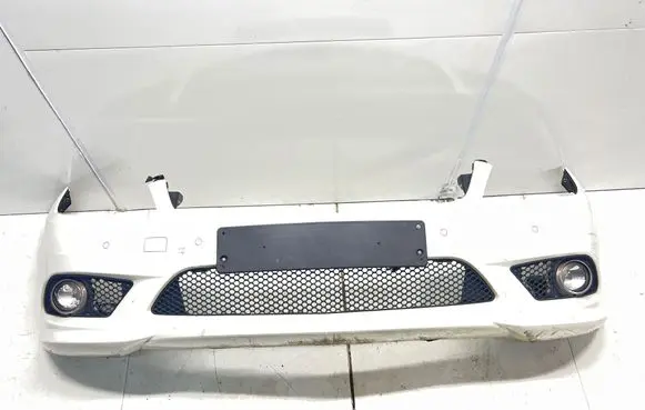 Mercedes-Benz C W204 Front bumper A2048853725