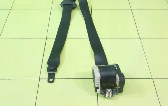 Land Rover Range Rover L322 Front seatbelt PRZOD BEZPIECZENSTWA