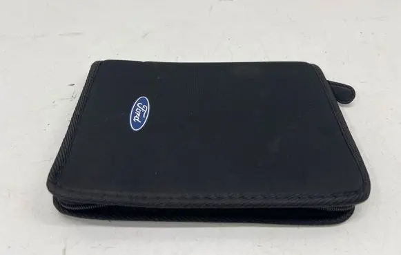 Ford Mustang Mach-E User manual PJ8J19G219AAA