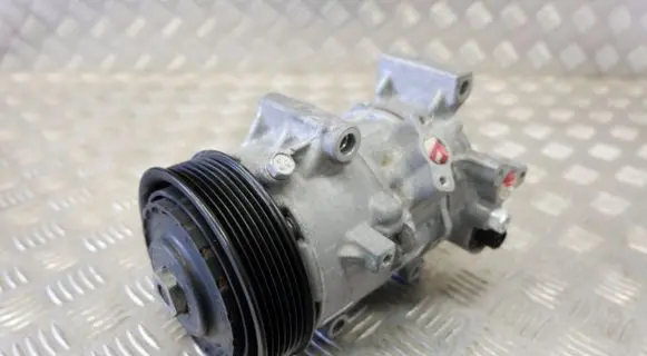 Toyota RAV 4 (XA40) Air conditioning (A/C) compressor (pump) 4472807952 8831042370