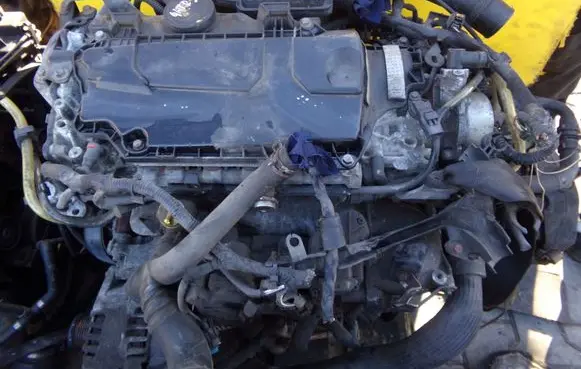 Opel Vivaro Engine M9R630 4HTR31