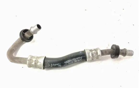Gearbox oil cooler pipe/hose