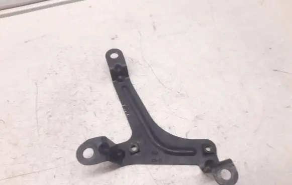 Audi A8 S8 D4 4H Gearbox mounting bracket 4H0121305F