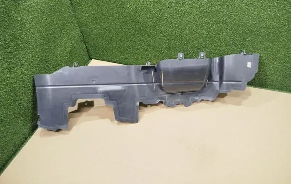 Volkswagen Crafter Intercooler air guide/duct channel 7C0805640A
