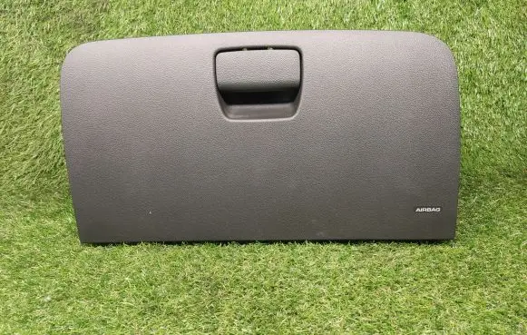 Glove box set