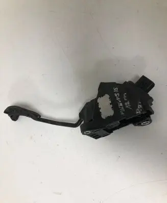 Peugeot 206 Accelerator throttle pedal 7811005021 13175A