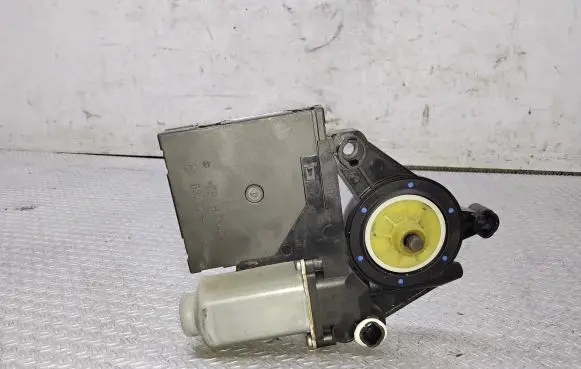 Volkswagen Caddy Front door window regulator motor 1K0959793 1T0959701
